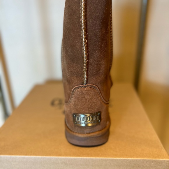 Chestnut Sheepskin Rugged Sole Boot - Picture 3 of 4